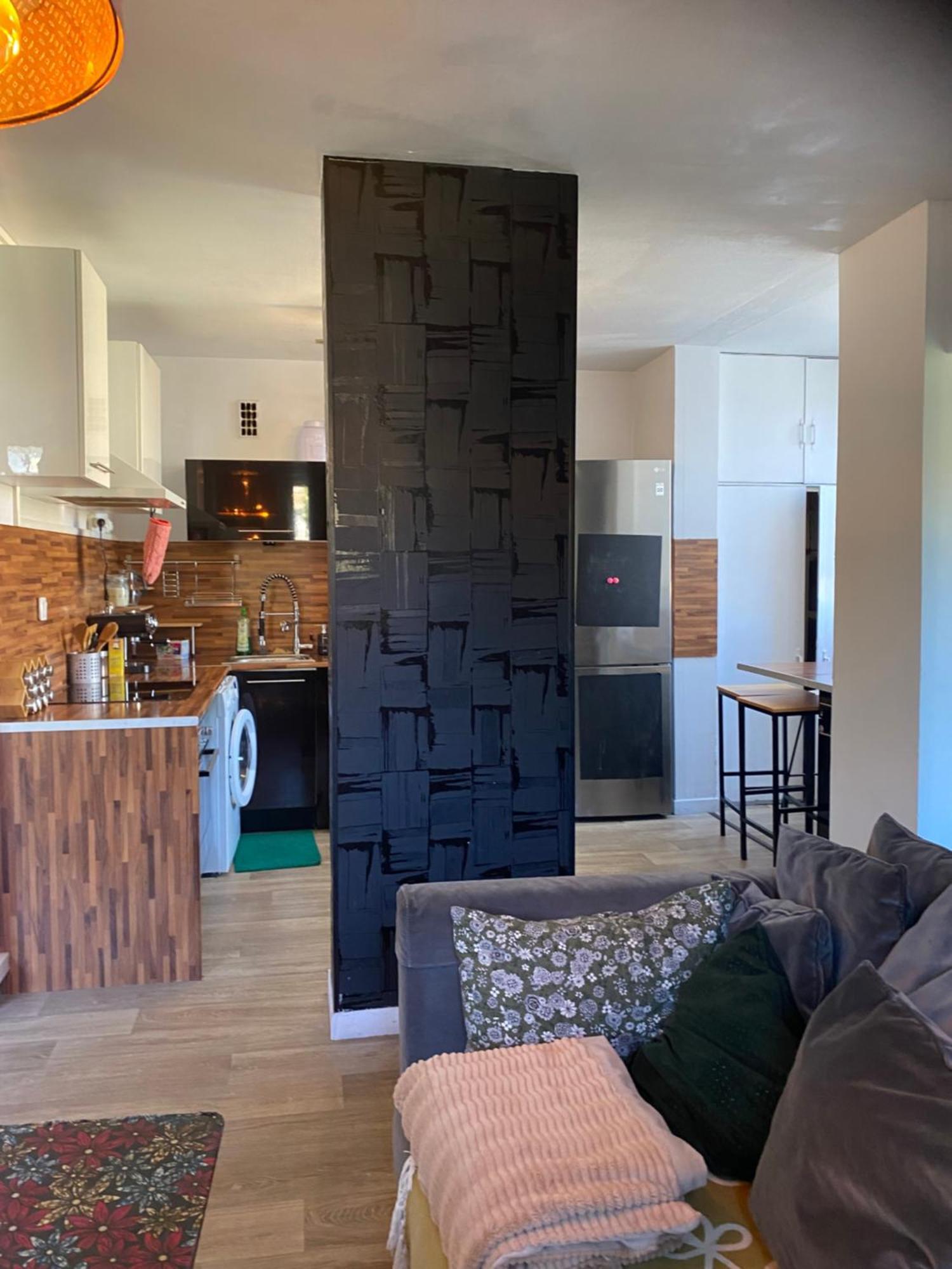 Bel Appartement Spacieux ,Convivial De 3 Chambres Avec Parking Prive Secure Caen Bagian luar foto