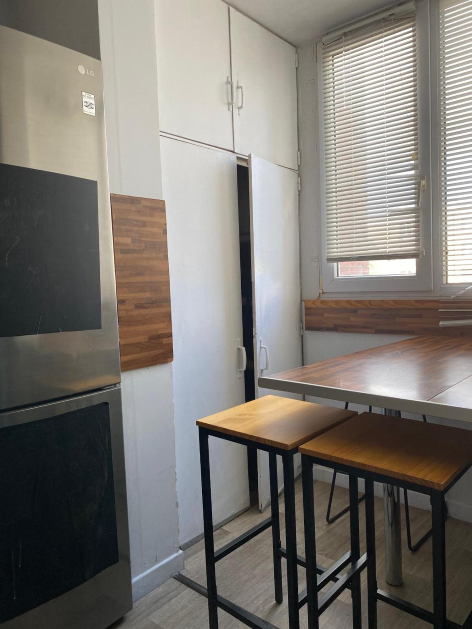 Bel Appartement Spacieux ,Convivial De 3 Chambres Avec Parking Prive Secure Caen Bagian luar foto