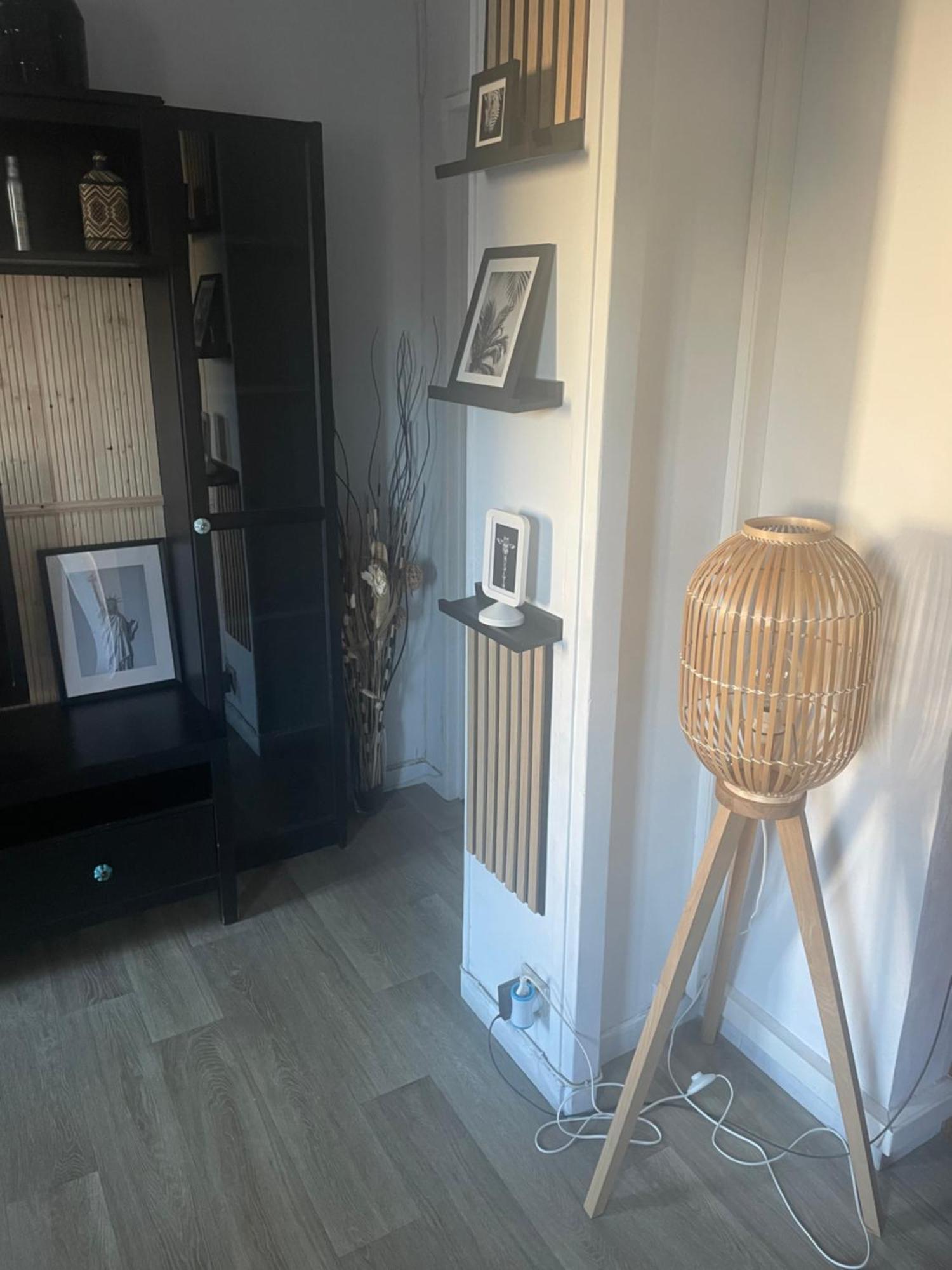 Bel Appartement Spacieux ,Convivial De 3 Chambres Avec Parking Prive Secure Caen Bagian luar foto